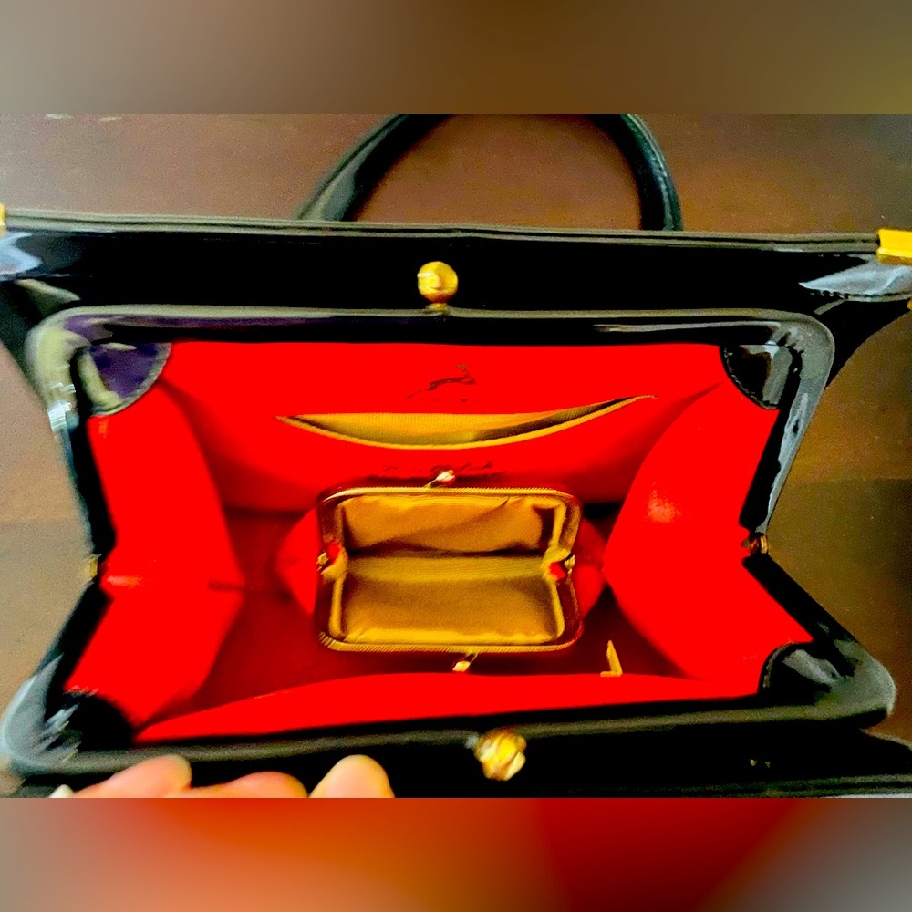 Vintage Black Koret Patent Leather Handbag With Attached Interior Coin Purse EUC - Picture 6 of 9
